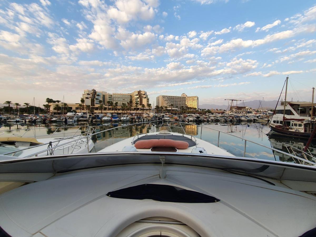 Red Sea Yachts Botel