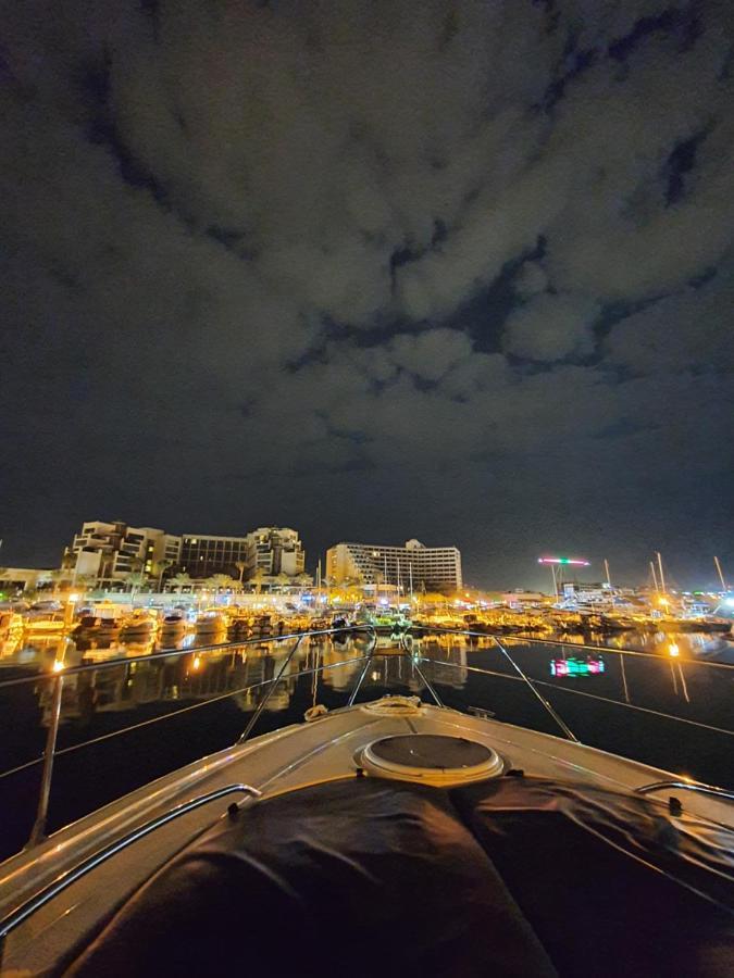 Red Sea Yachts 4*